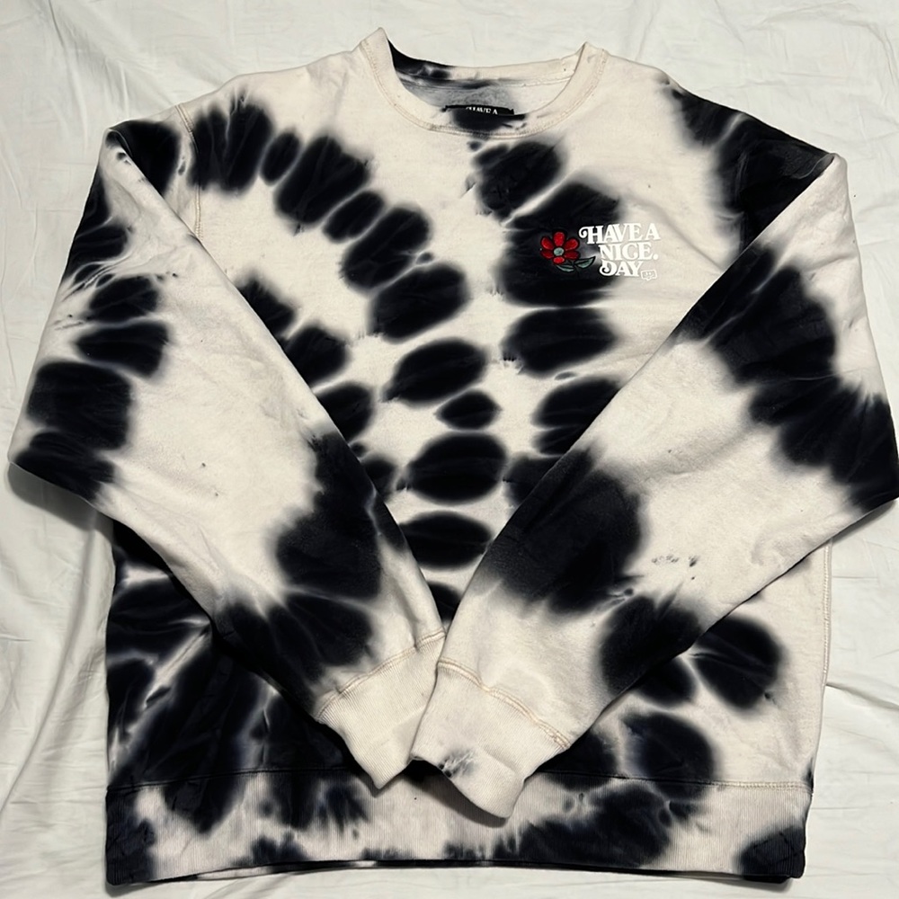 Nicekicks “Have a Nice Day” limited edition crewneck